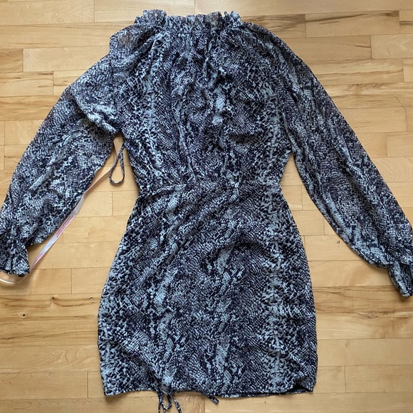 MISSGUIDED snakeskin dress - Picture 2 of 4